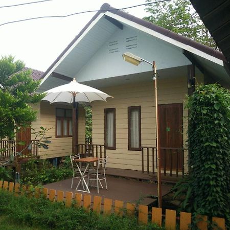 Bansuan Inthanon Resort Chom Thong Exterior foto